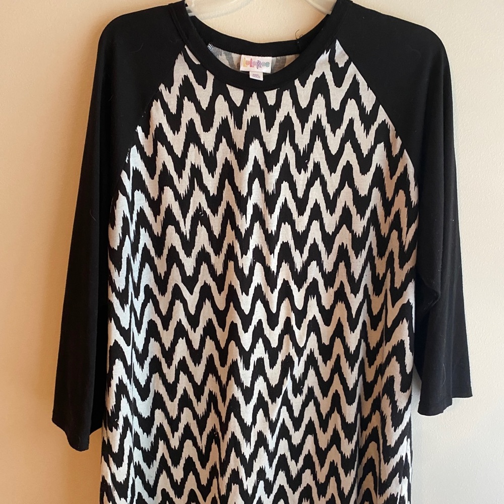 LuLaRoe baseball tee